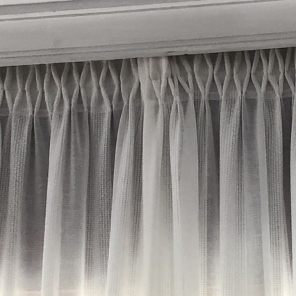 fruncido cortina